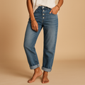 High-waisted loose fit jeans for women | Clara